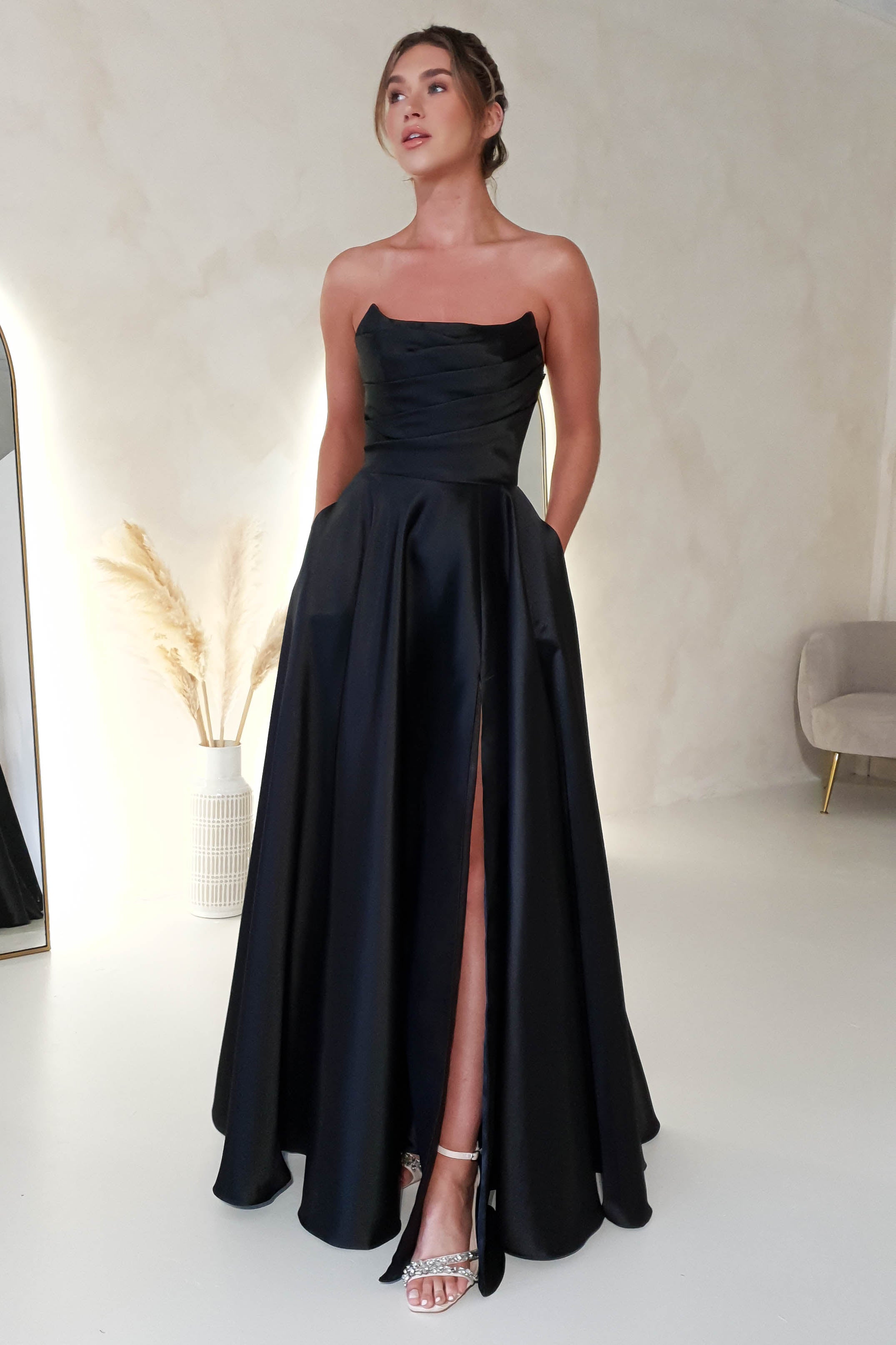 Vestido Miya Preto